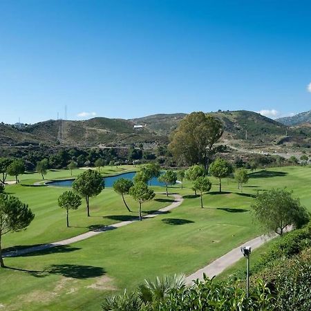 Luxurious 2 Bedroom Apartment With Spa Facilities Benahavis Exterior photo