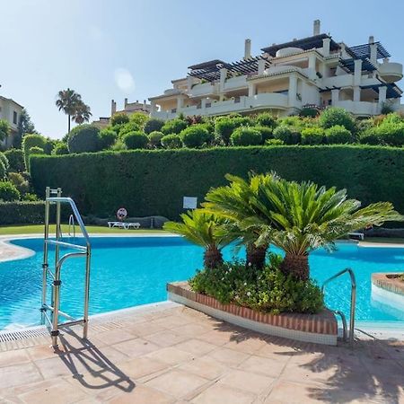 Luxurious 2 Bedroom Apartment With Spa Facilities Benahavis Exterior photo